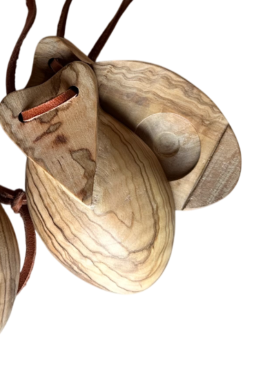 Castañuelas alargadas Olivo Pacheco Tradicional