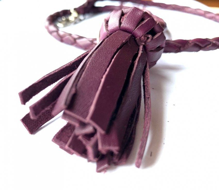 Cordón de Cuero Morado Diván Gestión Musical