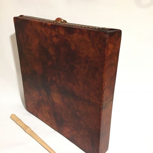 pandero cuadrado penaparda ocre