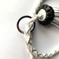 Cordón Blanco y Negro en redondo 3