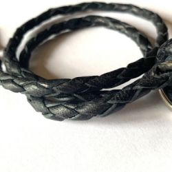 Cordón cuero negro 3