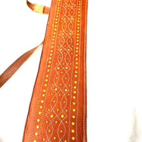 Funda de Cuero calado marrón 3