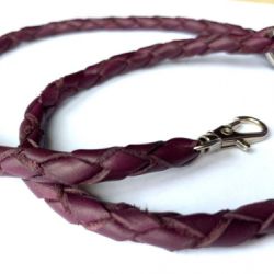 Cordón cuero morado 4