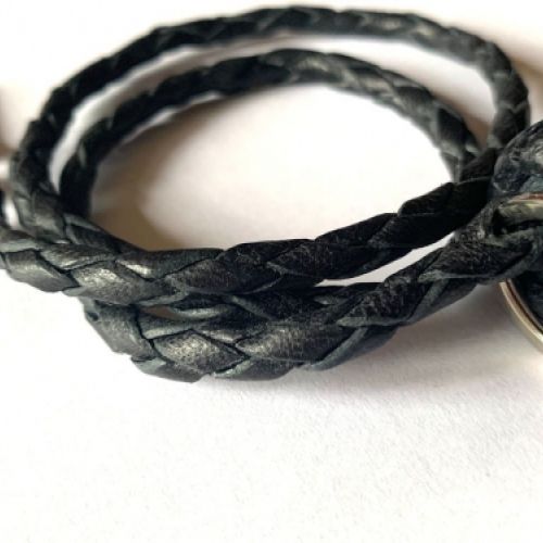 Cordón cuero negro 3